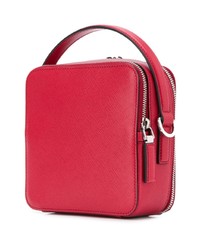 Красная кожаная сумка почтальона от Prada