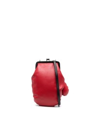 Красная кожаная сумка почтальона от Moschino