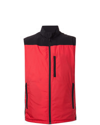 Красная куртка без рукавов с геометрическим рисунком