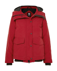 Женская красная куртка-пуховик от Canada Goose