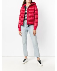 Женская красная куртка-пуховик от Parajumpers