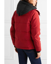 Женская красная куртка-пуховик от Canada Goose