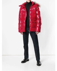 Мужская красная куртка-пуховик от Pyrenex