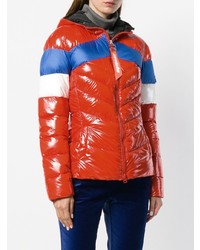 Женская красная куртка-пуховик от Pinko