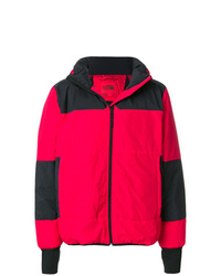 Мужская красная куртка-пуховик от The North Face