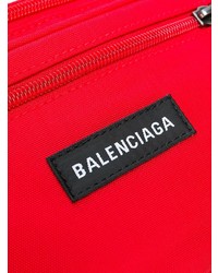 Мужская красная поясная сумка от Balenciaga