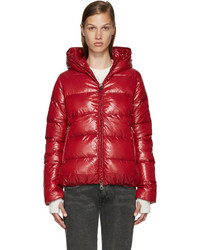 Женская красная стеганая куртка от Duvetica