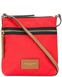 Красная сумка через плечо от Marc Jacobs