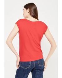 Женская красная футболка от Bruebeck