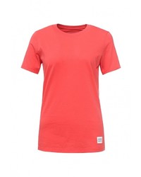 Женская красная футболка от Converse