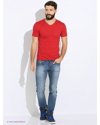 Мужская красная футболка от Oodji