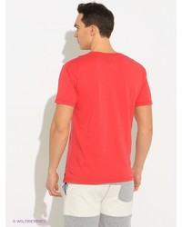 Мужская красная футболка от Quiksilver