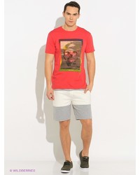 Мужская красная футболка от Quiksilver