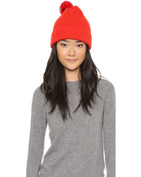 Женская красная шапка от Mira Mikati