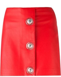 Красная юбка на пуговицах