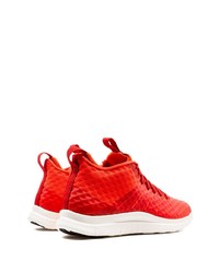 Мужские красно-белые кроссовки от Nike