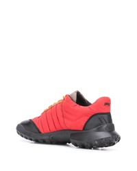 Мужские красно-черные кроссовки от Camper