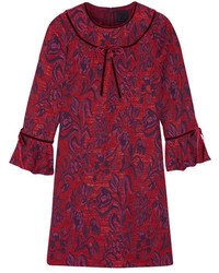 Красное бархатное платье с цветочным принтом от Anna Sui