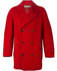 Красное длинное пальто от Issey Miyake