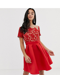 Красное кружевное платье с пышной юбкой от Little Mistress Petite