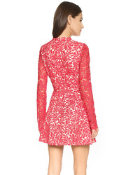 Красное кружевное платье с пышной юбкой от Style Stalker