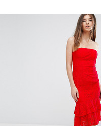 Красное кружевное платье-футляр