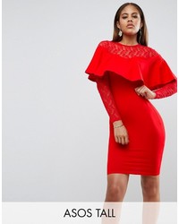 Красное облегающее платье с рюшами