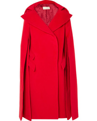 Красное пальто-накидка от Antonio Berardi