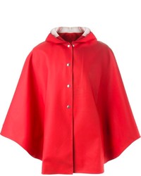 Красное пальто-накидка от Stutterheim