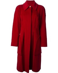 Женское красное пальто от Christian Lacroix