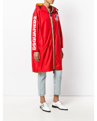 Женское красное пальто от Dsquared2