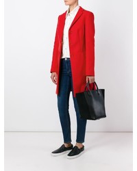 Женское красное пальто от Love Moschino