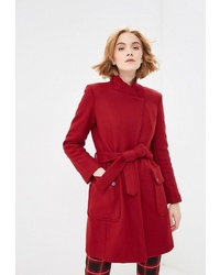 Женское красное пальто от Mango
