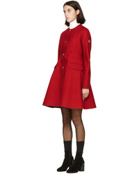 Женское красное пальто от Moncler Gamme Rouge