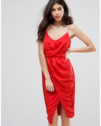 Красное платье-комбинация