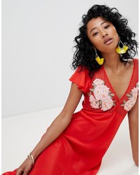 Красное платье-макси с цветочным принтом от Cleobella