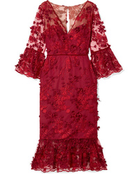 Красное платье-миди из фатина с рюшами от Marchesa Notte