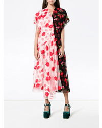 Красное платье-миди с цветочным принтом от Simone Rocha