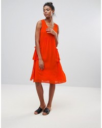 Красное платье-миди от French Connection