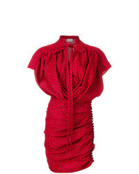 Красное платье прямого кроя в горошек