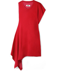 Красное платье прямого кроя от MM6 MAISON MARGIELA