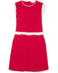Красное платье прямого кроя от REDVALENTINO
