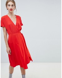 Красное платье с запахом от Warehouse