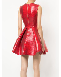 Красное платье с пышной юбкой от Alex Perry