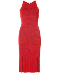Красное платье с разрезом