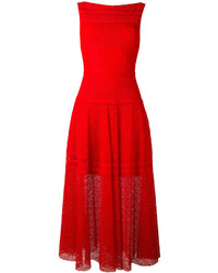 Красное платье с рельефным рисунком от Talbot Runhof