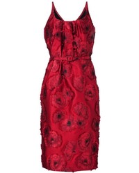 Красное платье с цветочным принтом от Oscar de la Renta