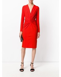 Красное платье-футляр от Lanvin