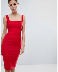 Красное платье-футляр от Vesper