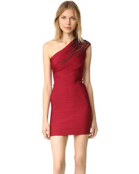 Красное платье от Herve Leger